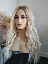 Load image into Gallery viewer, Kirsten Human Hair Wig