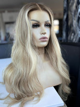 Load image into Gallery viewer, OMBRE BLONDE HUMAN HAIR WIG 18&quot; - YANA